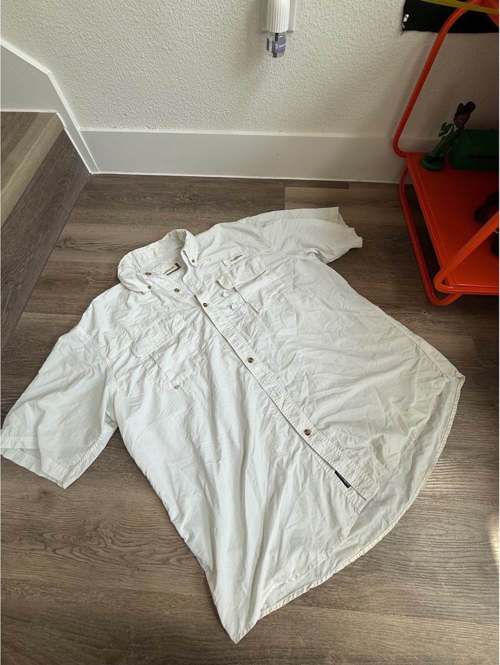 Magellan Outdoors Men's White Short-Sleeve Button-Up Shirt with Multiple Front P